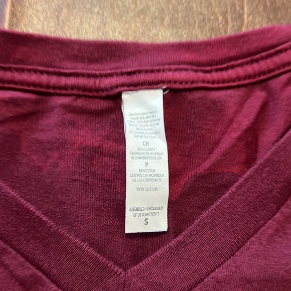 A day without wine is like… 😂 T-shirt - Picture 4 of 4